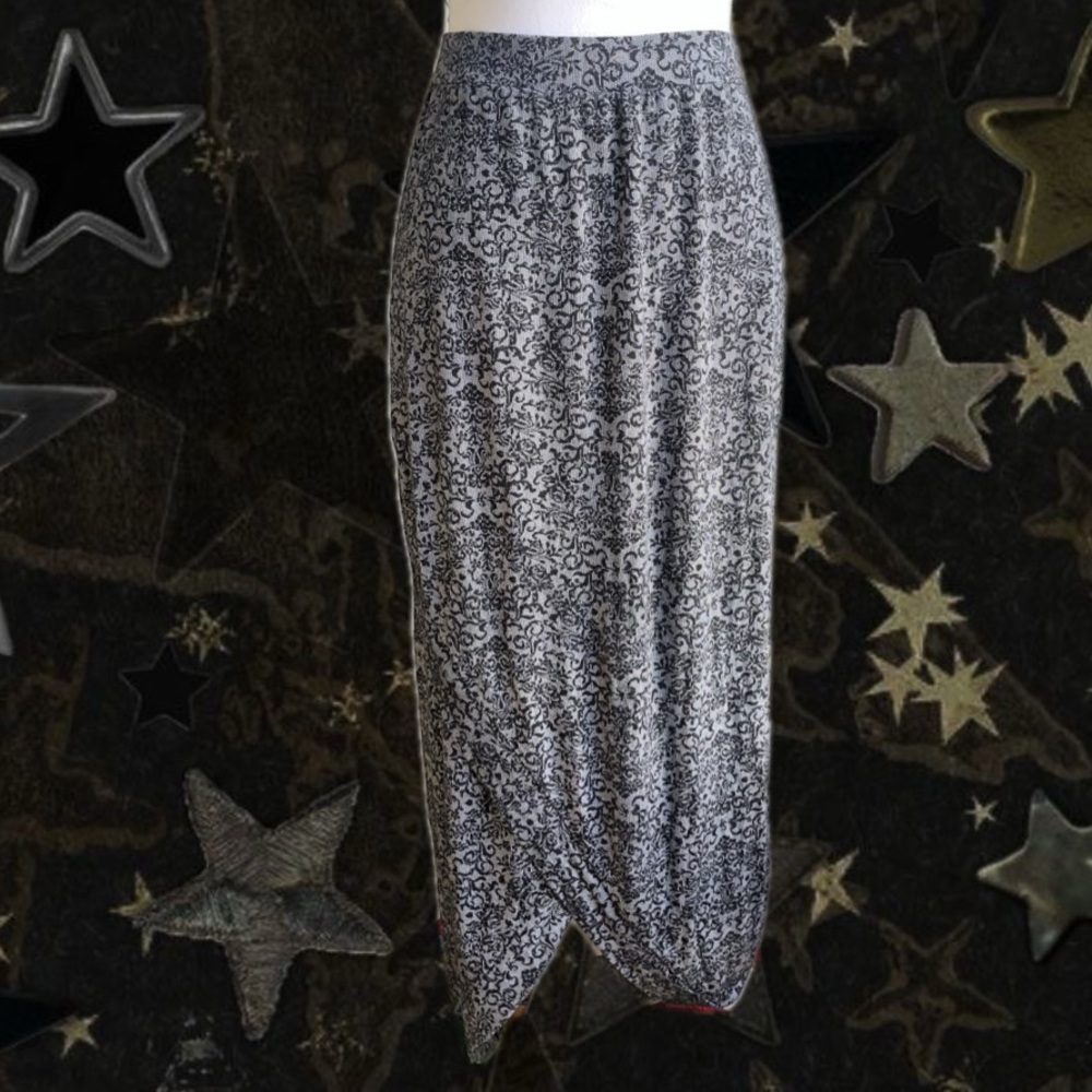 Skirt - Picture 4 of 6